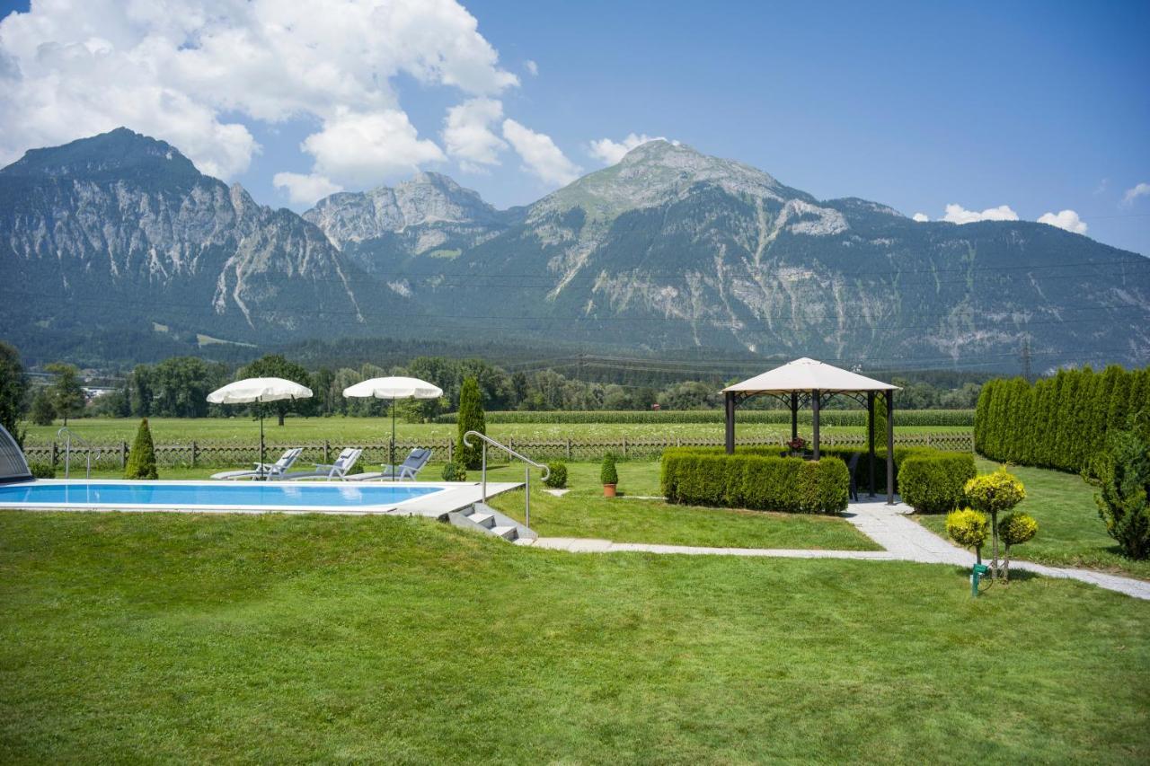 Hotel Cafe-Zillertal Strass im Zillertal Buitenkant foto